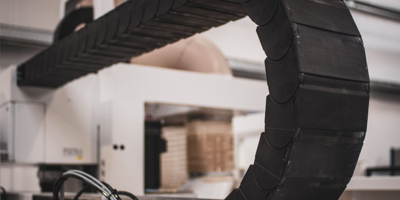 A resistência e durabilidade da borracha nitrílica em ambientes industriais