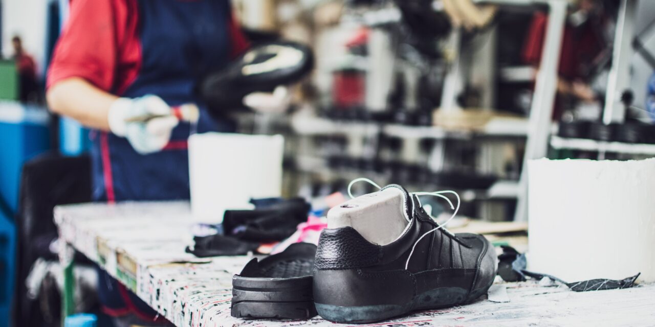 Polímeros sustentáveis na indústria de calçados: eficiência e responsabilidade ambiental